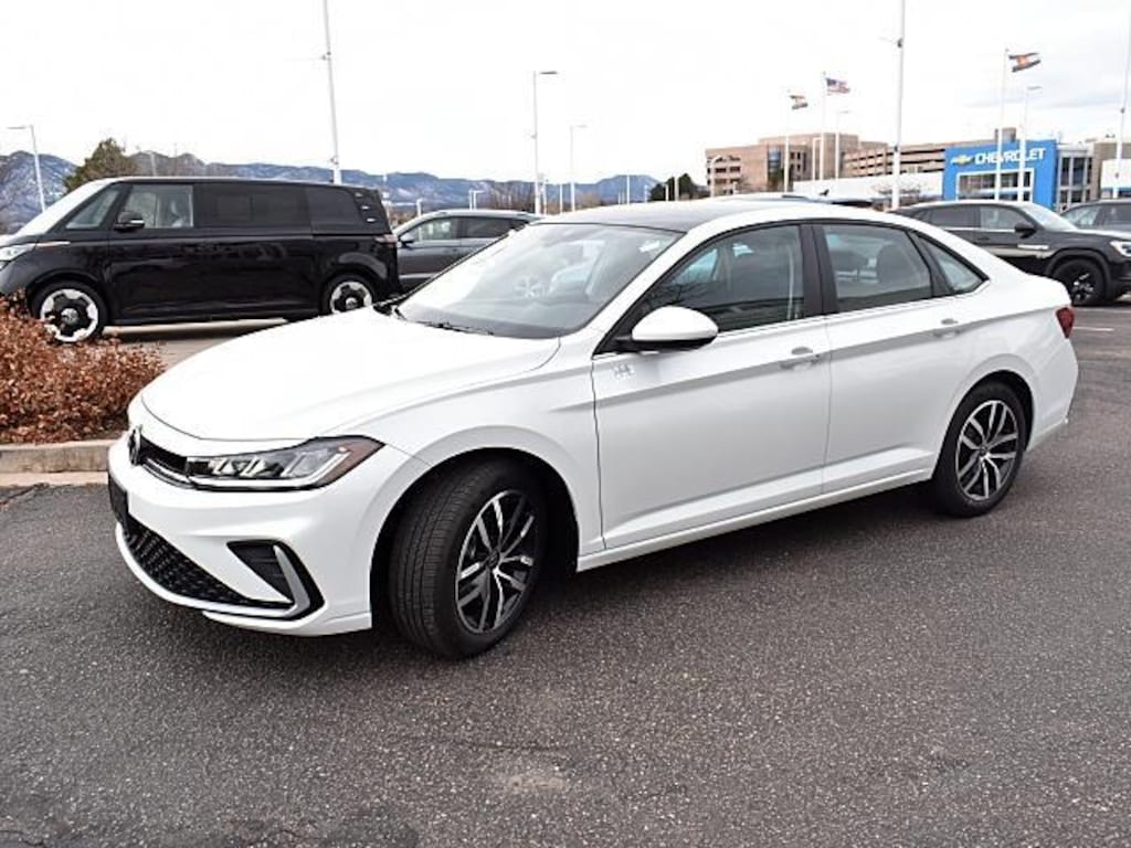 New 2026 Volkswagen Jetta SE Sedan