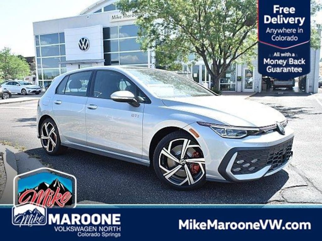 New 2025 Volkswagen Golf GTI SE Hatchback