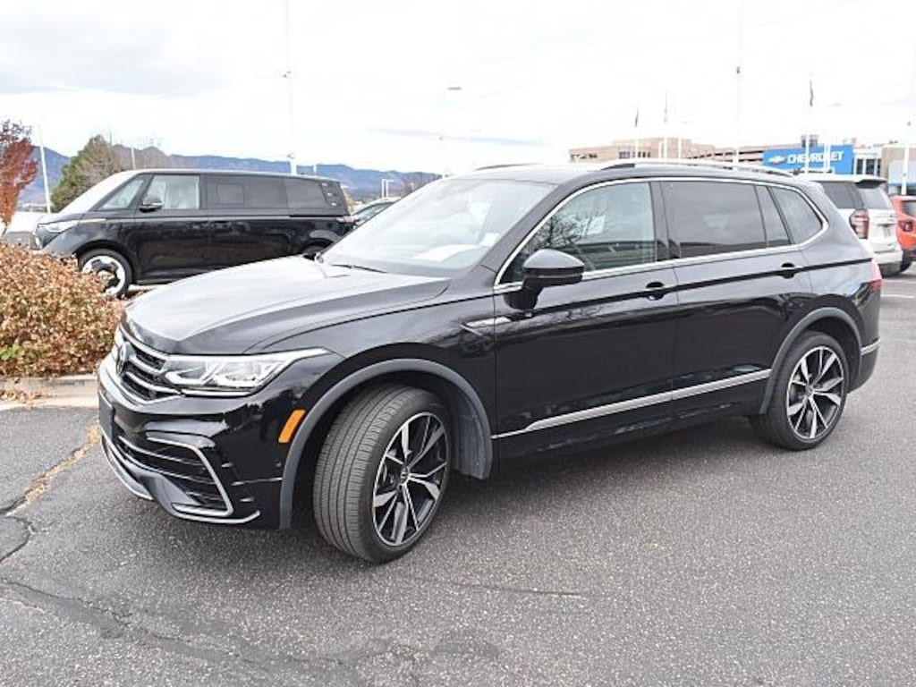 Used 2022 Volkswagen Tiguan SEL R-Line SUV