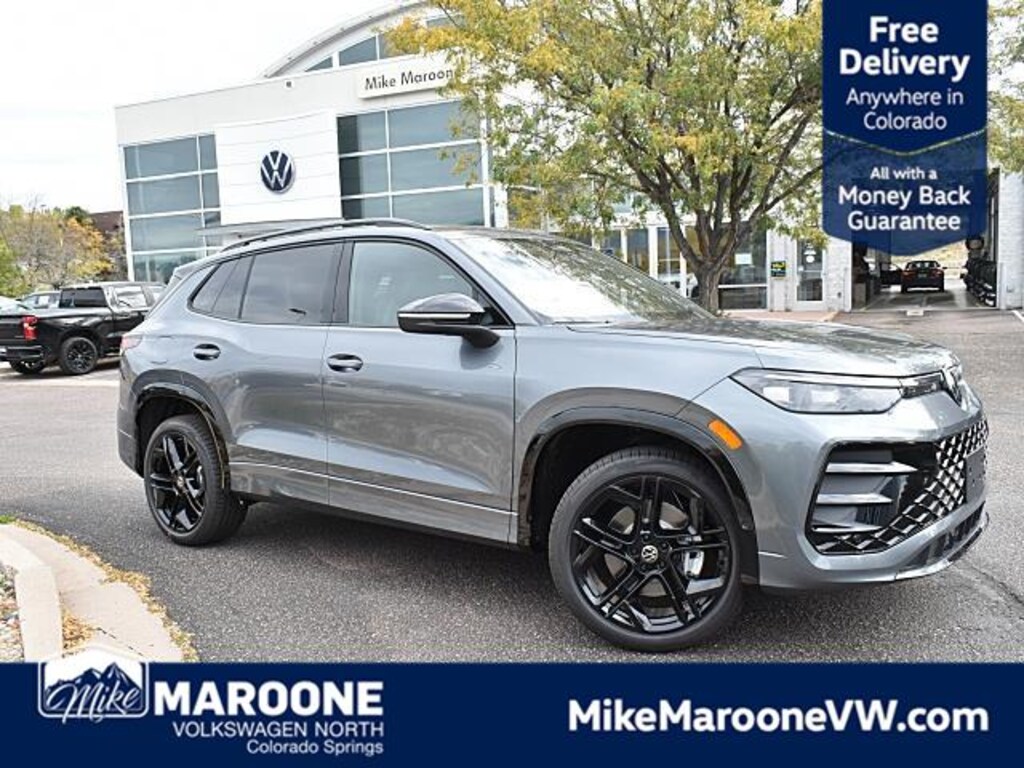 New 2025 Volkswagen Tiguan SE R-Line Black SUV