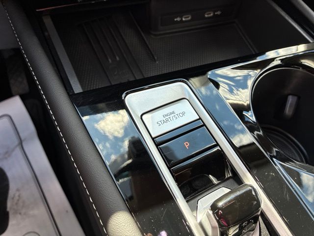 2026 Volkswagen Atlas SE w/Tech - Photo 26