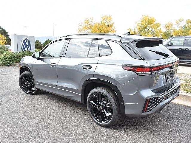 2025 Volkswagen Tiguan SE R-Line Black photo 4