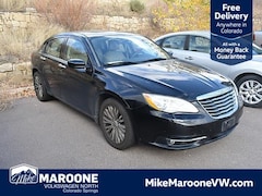 2012 Chrysler 200 Limited Sedan
