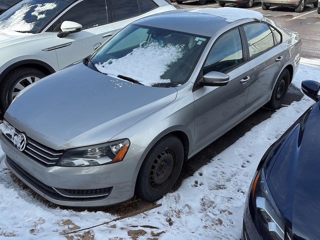 Used 2014 Volkswagen Passat S Sedan