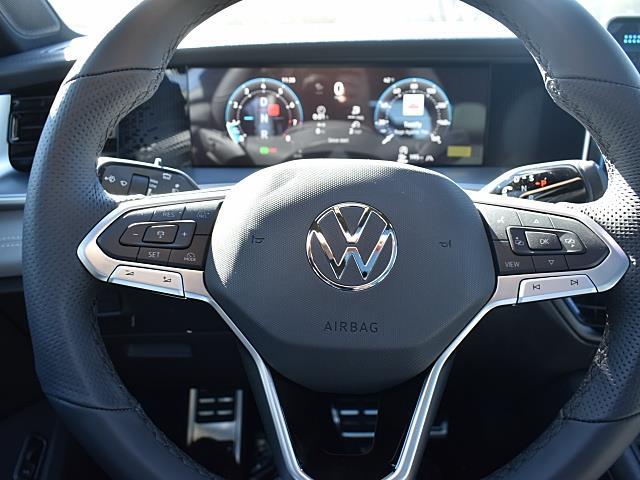 2026 Volkswagen Tiguan SE R-LINE BLACK - Photo 10