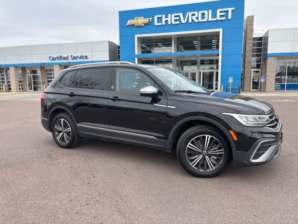Certified 2024 Volkswagen Tiguan 2.0T Wolfsburg Edition SUV