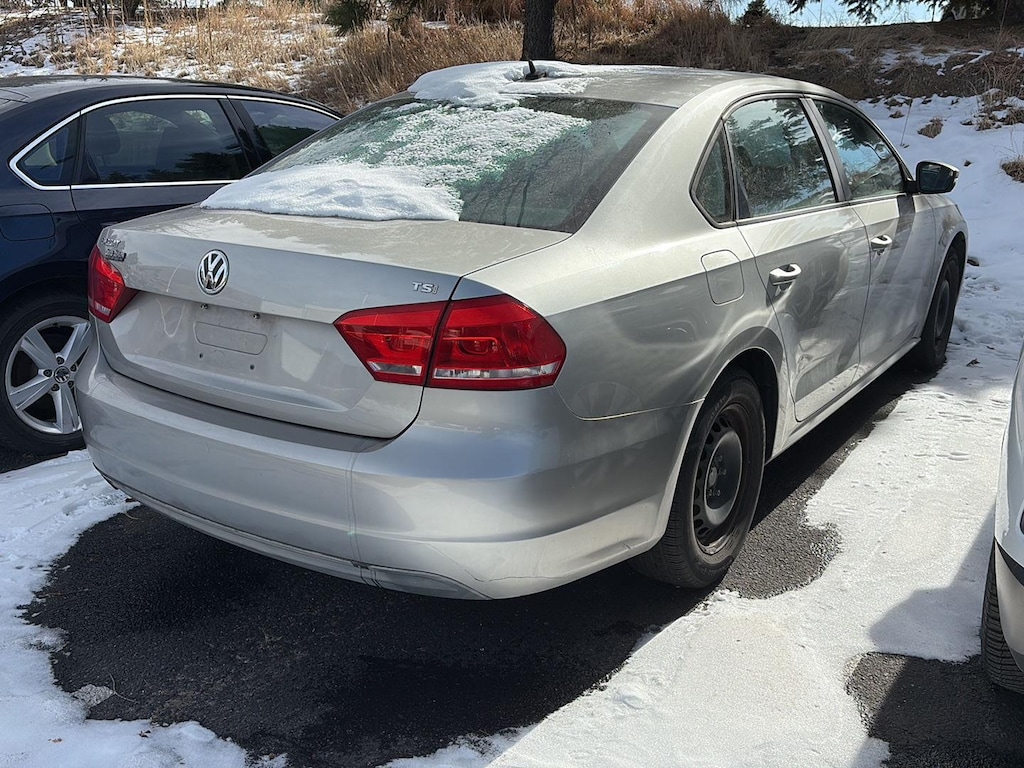 Used 2014 Volkswagen Passat S Sedan