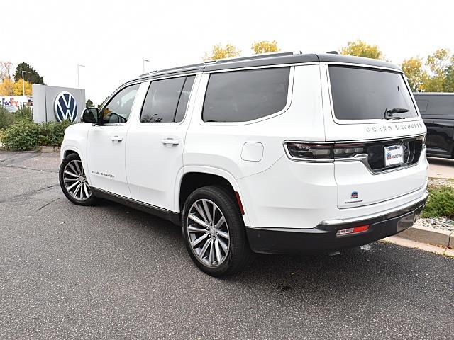 2022 Jeep Grand Wagoneer II photo 4
