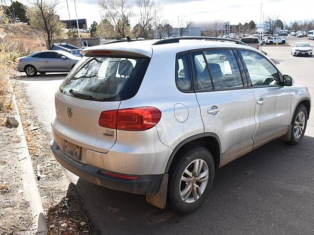2017 Volkswagen Tiguan S photo 4