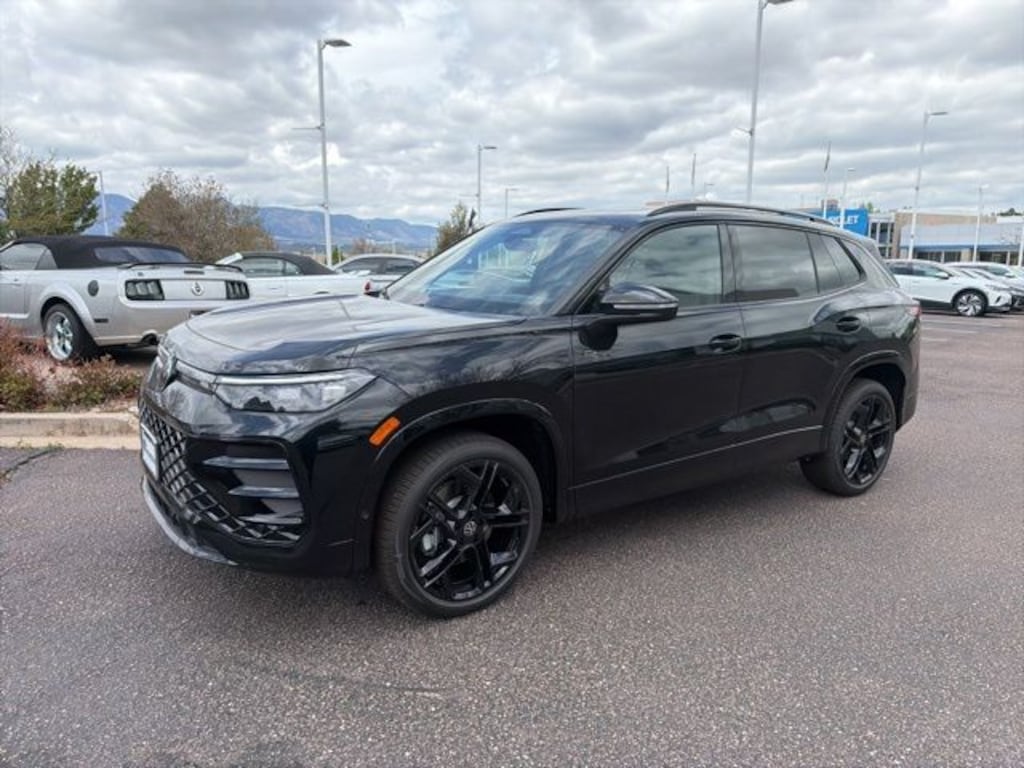 New 2026 Volkswagen Tiguan 2.0T SE R-Line Black SUV