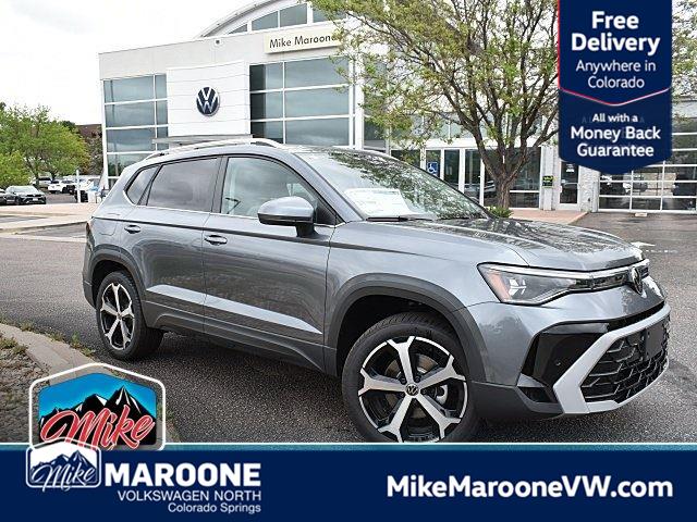 2025 Volkswagen Taos SEL's photo