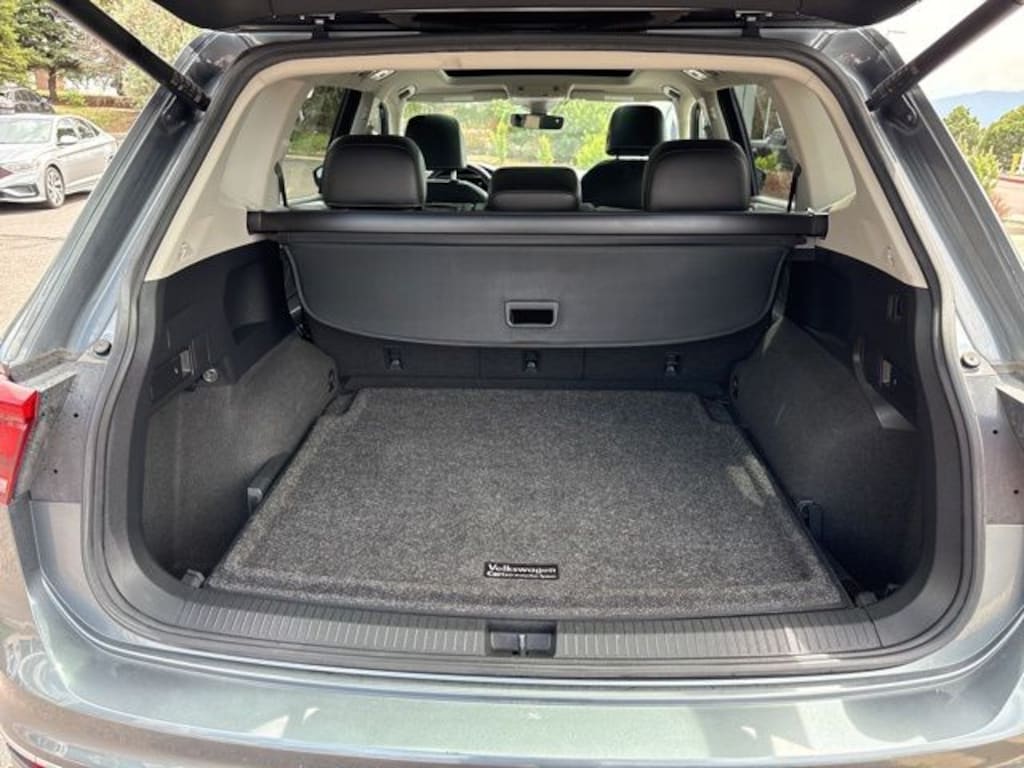 Used 2022 Volkswagen Tiguan 2.0T SE SUV