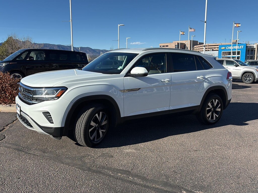 Used 2020 Volkswagen Atlas Cross Sport 2.0T SE SUV