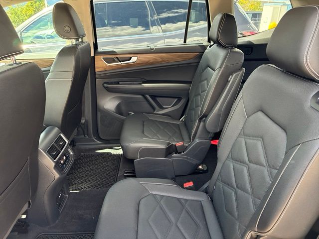 2026 Volkswagen Atlas SE w/Tech - Photo 14