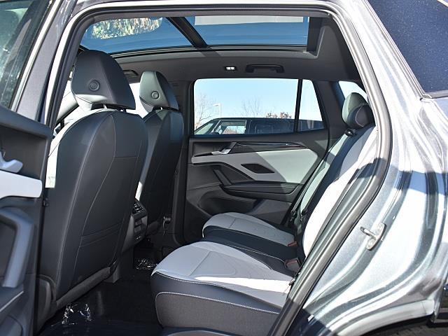 2026 Volkswagen Tiguan SE R-LINE BLACK - Photo 8