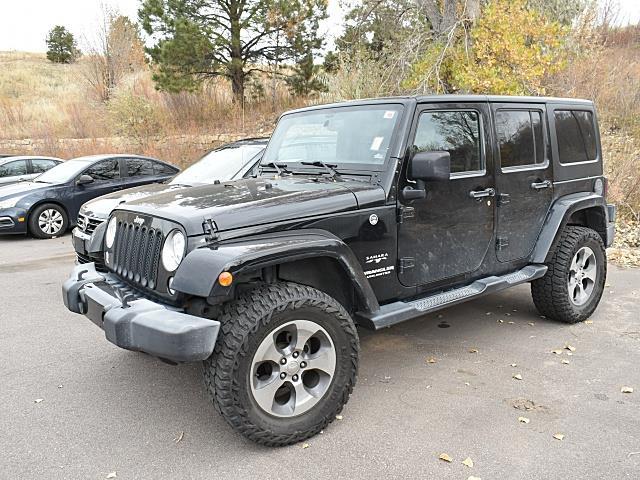 2017 Jeep Wrangler Unlimited Sahara photo 2