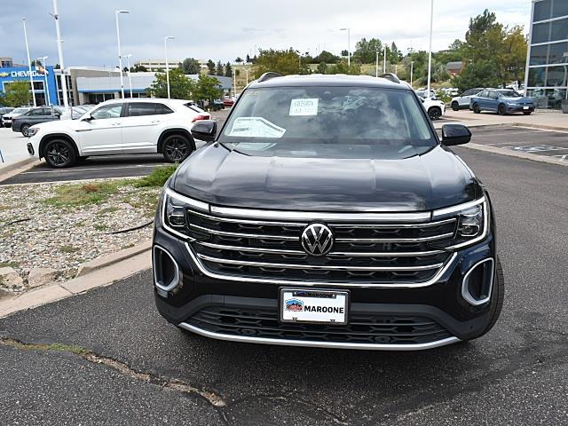 2026 Volkswagen Atlas SE Technology photo 2