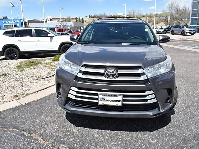 Used 2018 Toyota Highlander LE with VIN 5TDBZRFHXJS833691 for sale in Colorado Springs, CO
