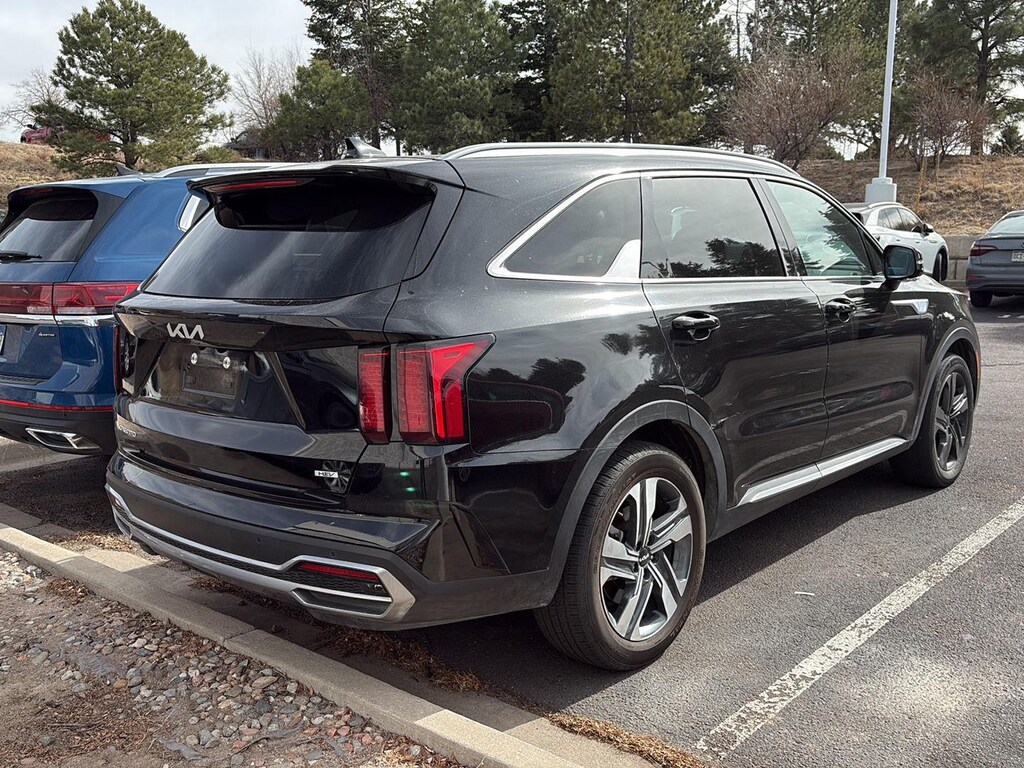 Used 2024 Kia Sorento Hybrid EX SUV