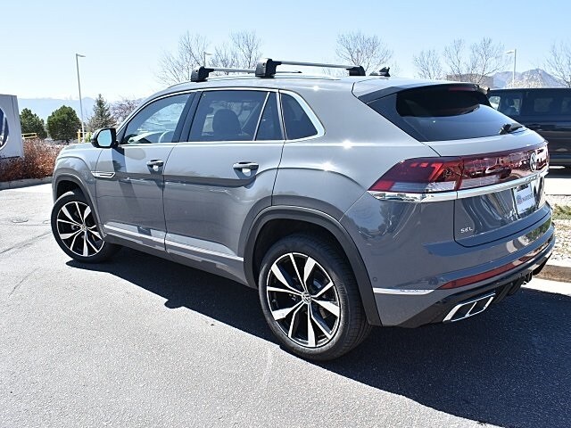 2025 Volkswagen Atlas Cross Sport SEL Premium R-Line photo 4