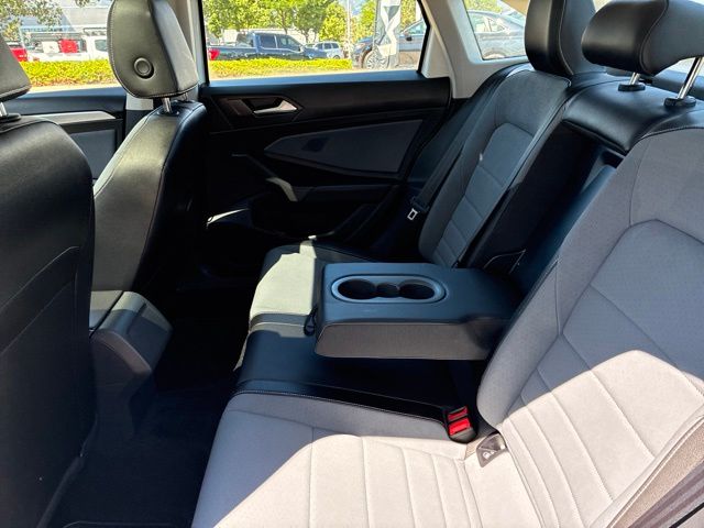 2026 Volkswagen Jetta SE - Photo 14