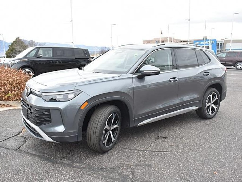 New 2026 Volkswagen Tiguan SE SUV