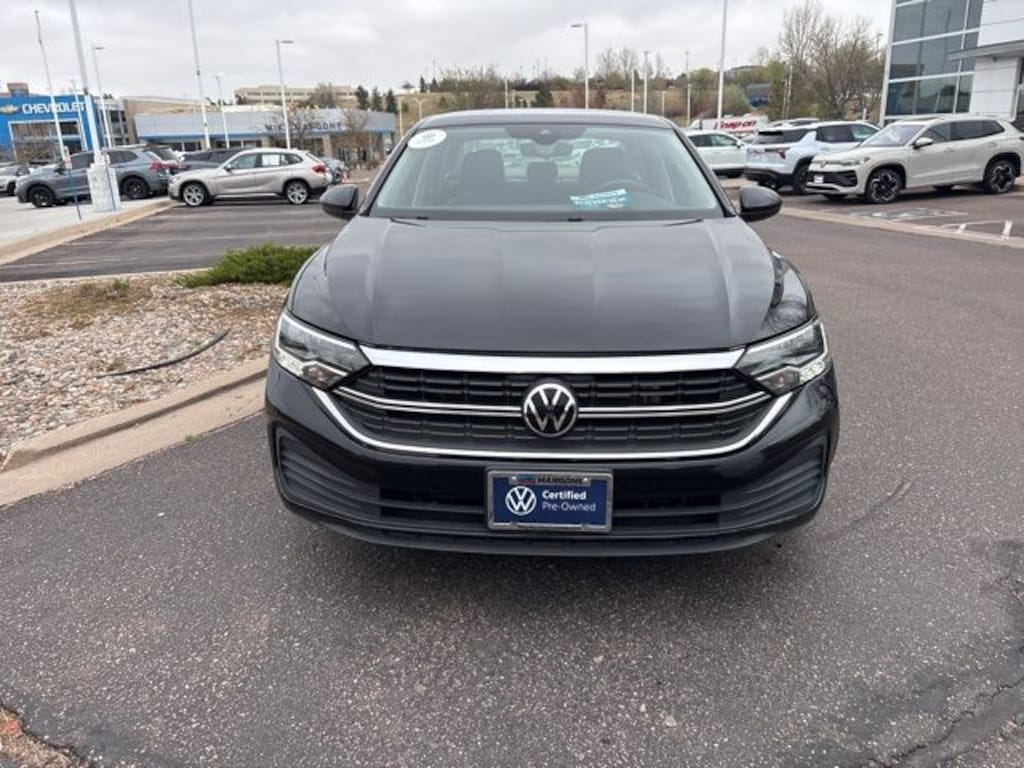 Certified 2024 Volkswagen Jetta 1.5T SE Sedan
