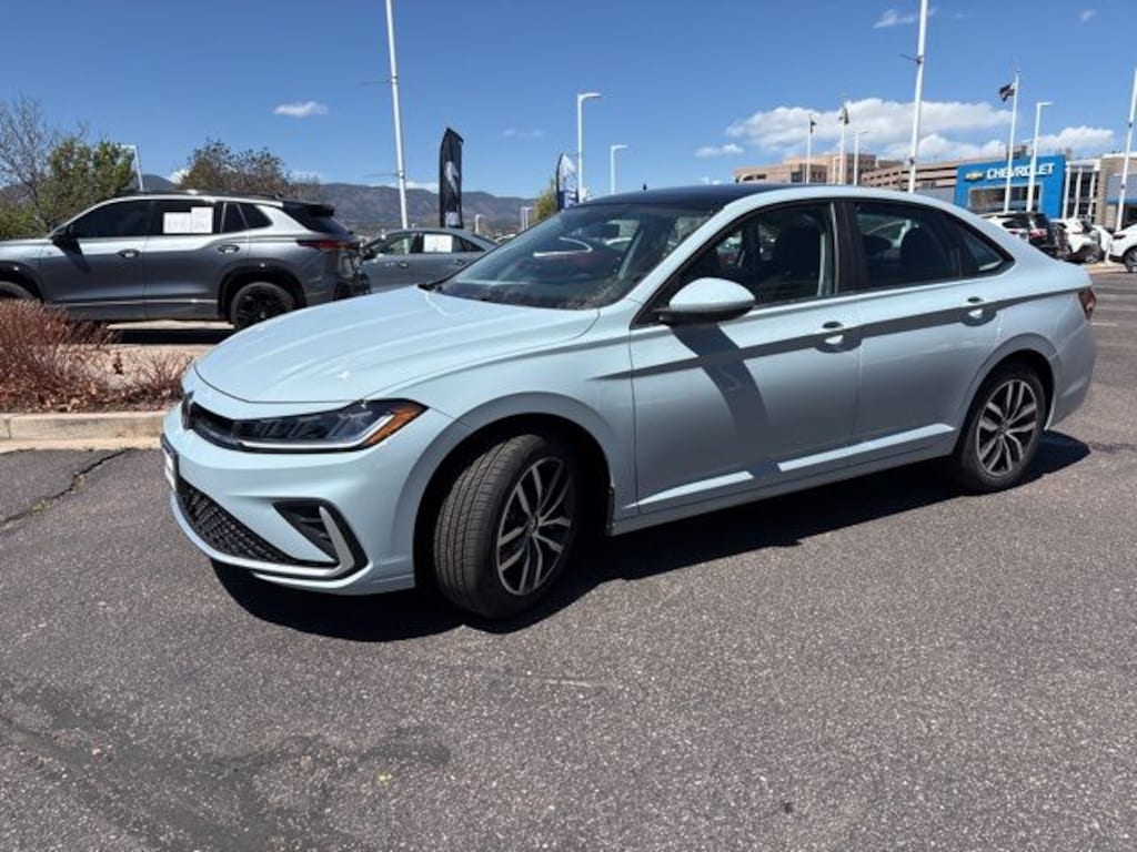 New 2026 Volkswagen Jetta 1.5T SE Sedan