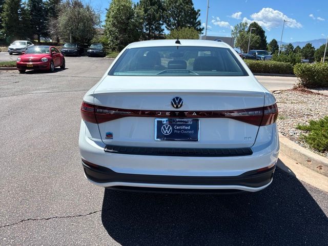 2026 Volkswagen Jetta SE - Photo 5