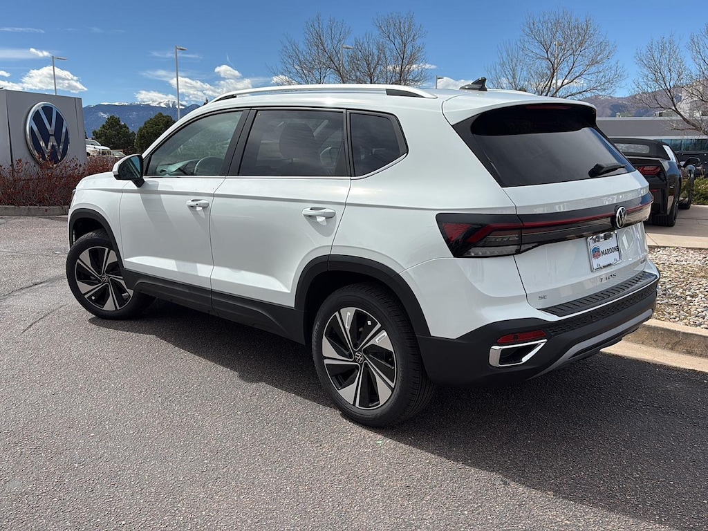 New 2026 Volkswagen Taos SE SUV