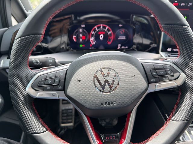 2026 Volkswagen Golf GTI SE - Photo 13