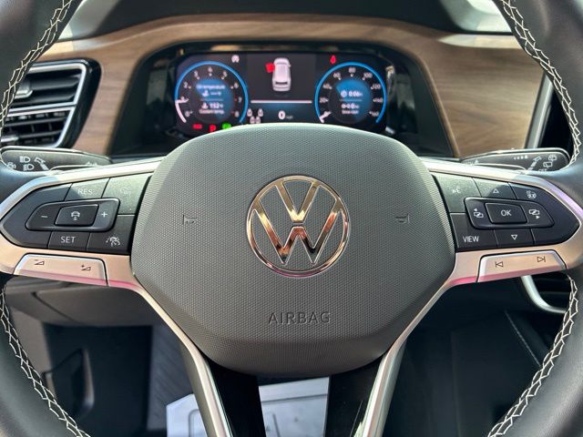 2026 Volkswagen Atlas SE w/Tech - Photo 30