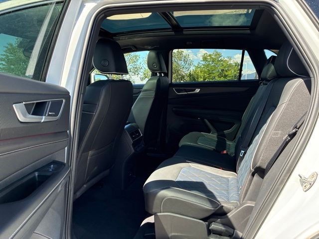 2026 Volkswagen Atlas Cross Sport SEL Premium R-LINE - Photo 13