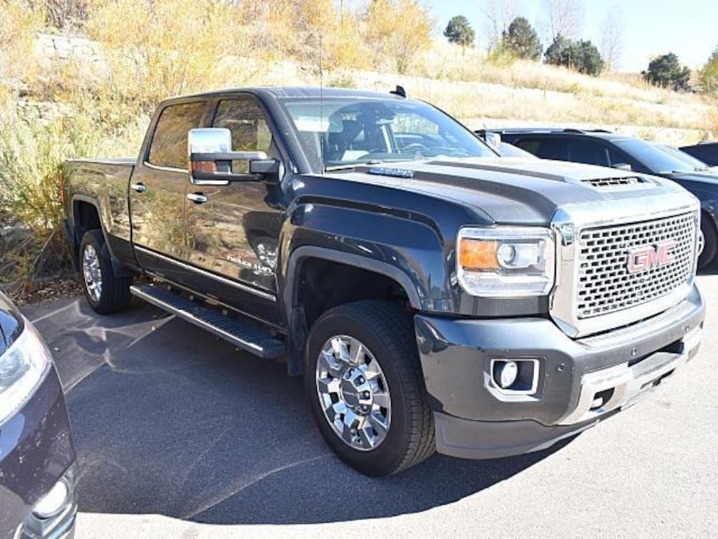 Used 2017 GMC Sierra 2500HD Denali Truck Crew Cab
