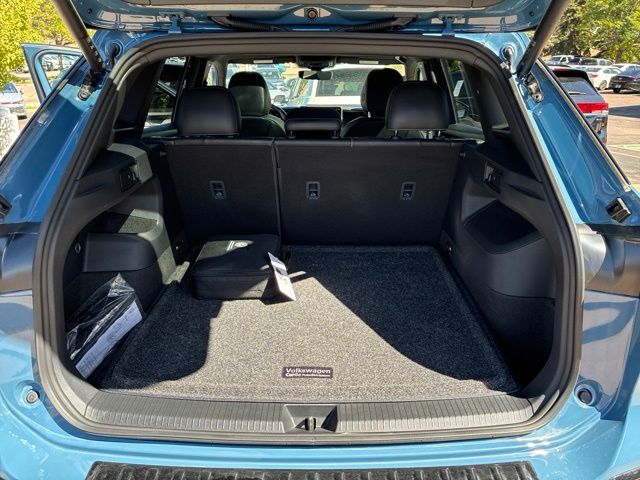 2026 Volkswagen Tiguan SE R-LINE BLACK - Photo 7
