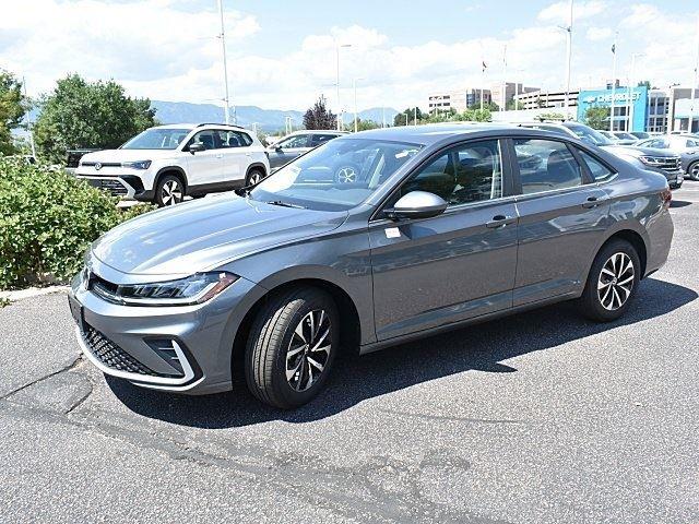 2025 Volkswagen Jetta 1.5T S photo 3