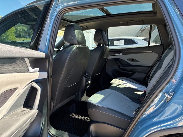 2026 Volkswagen Tiguan SE R-LINE BLACK - Photo 13
