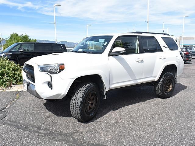 2021 Toyota 4Runner TRD Off-Road Premium photo 3