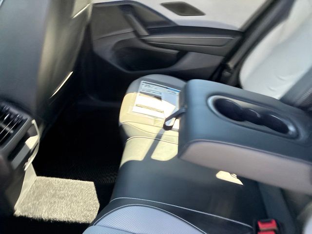 2026 Volkswagen Tiguan SE R-LINE BLACK - Photo 14
