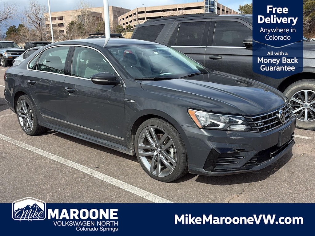 Used 2017 Volkswagen Passat R-Line w/Comfort Pkg Sedan