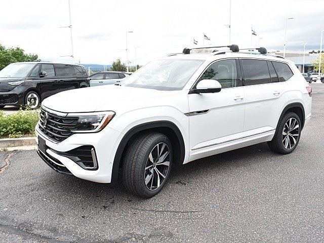 2025 Volkswagen Atlas SEL Premium R-Line photo 3