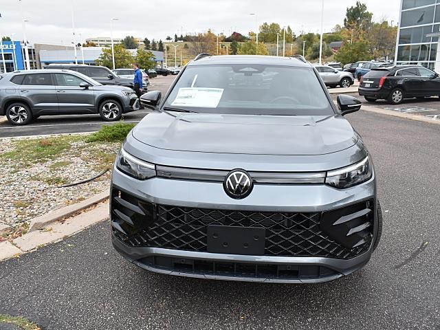 2025 Volkswagen Tiguan SE R-Line Black photo 2