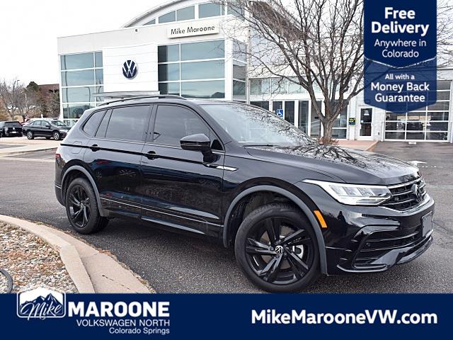 2024 Volkswagen Tiguan SE R-LINE BLACK's photo