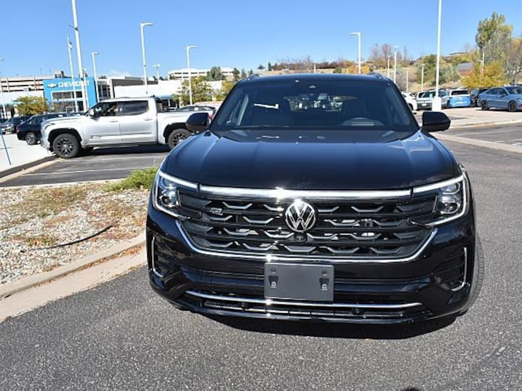 New 2026 Volkswagen Atlas Cross Sport 2.0T SEL Premium R-Line SUV