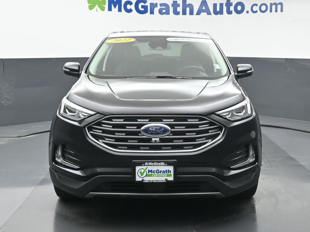 2022 Ford Edge Titanium photo 3