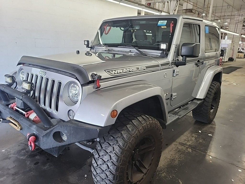 2018 Jeep Wrangler Sahara photo 2