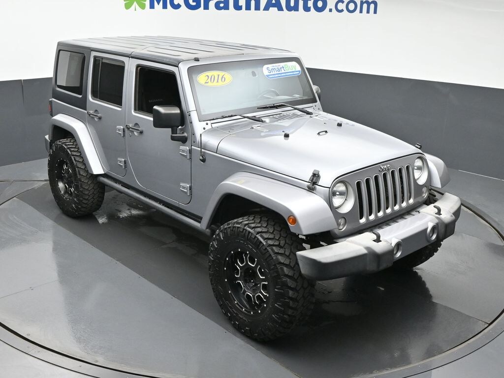 Used 2016 Jeep Wrangler Unlimited Sahara SUV