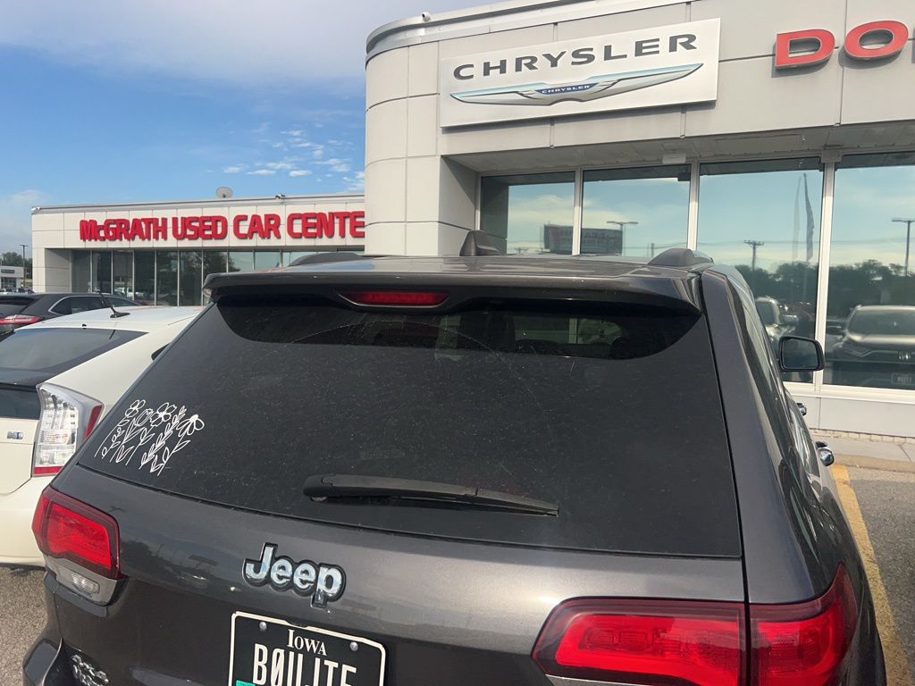 2021 Jeep Grand Cherokee Limited photo 3