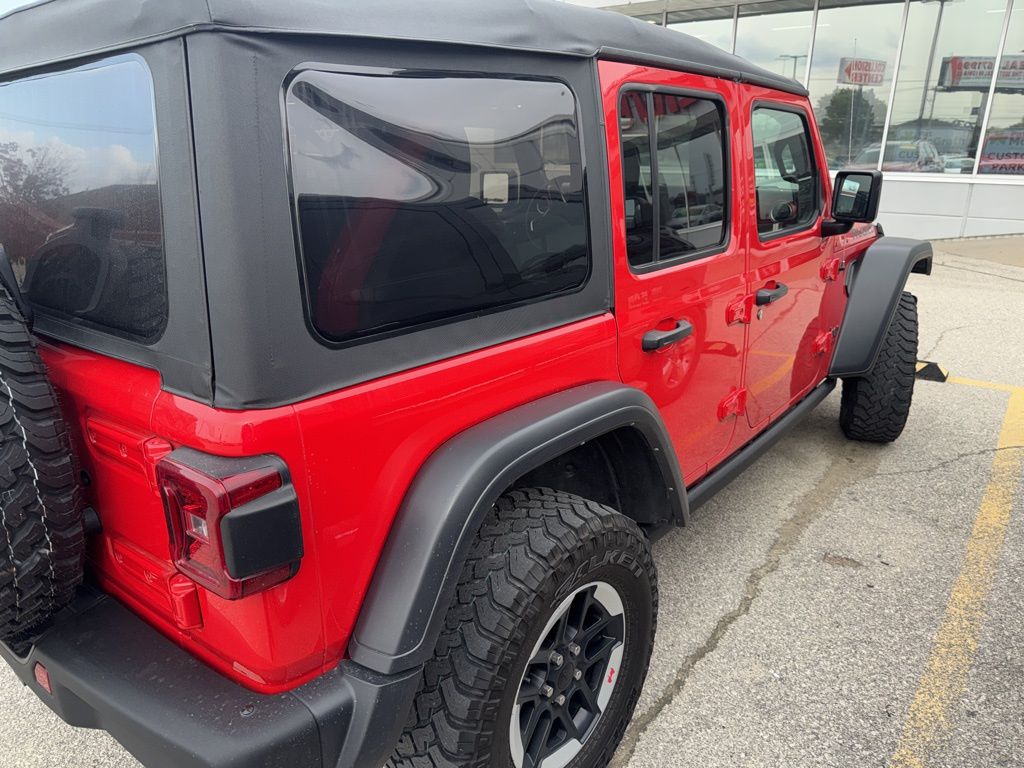2022 Jeep Wrangler Unlimited Rubicon photo 3