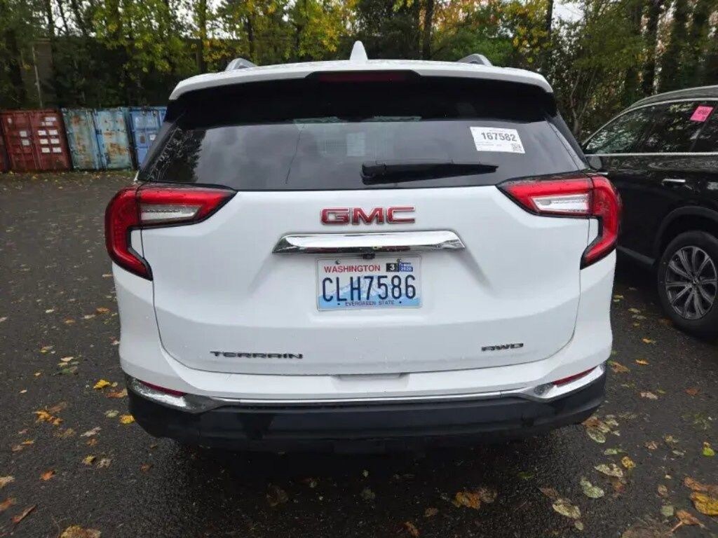 Used 2024 GMC Terrain SLT SUV